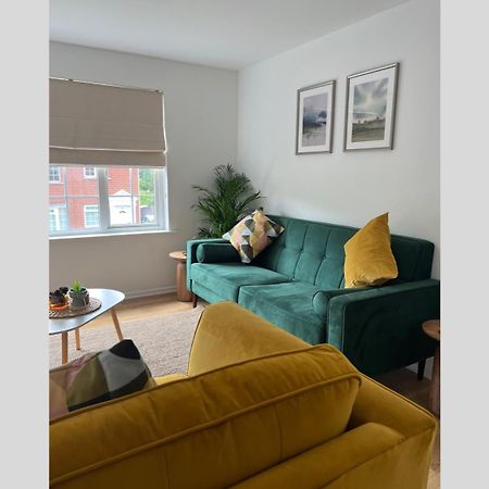 Holywood Halt Apartment Exterior foto
